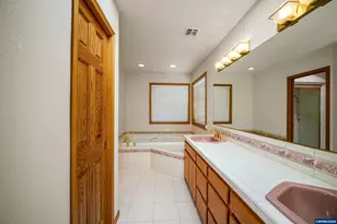 2220 Park Ter NW, Albany, OR 97321 - Photo 29