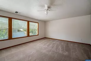 2220 Park Ter NW, Albany, OR 97321 - Photo 27