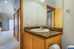 2030 Lakeland Way, Eugene, OR 97408 - Photo 19