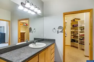 2030 Lakeland Way, Eugene, OR 97408 - Photo 25