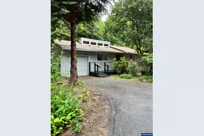 190 SW The Pines Dr, Depoe Bay, OR 97341 - Photo 1