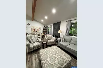 190 SW The Pines Dr, Depoe Bay, OR 97341 - Photo 3