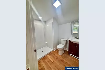 399 24th St NE, Salem, OR 97301 - Photo 9