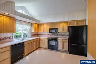 6339 Crenshaw Dr N, Keizer, OR 97303 - Photo 9