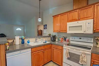 3200 Oak Terrace #3 Dr, Lebanon, OR 97355 - Photo 7