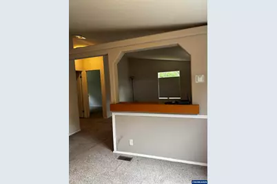 229 N Main St, Coos Bay, OR 97420 - Photo 5
