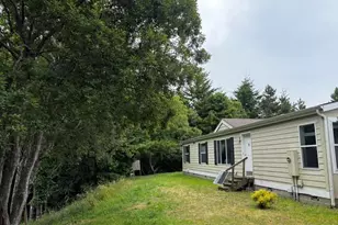 229 N Main St, Coos Bay, OR 97420 - Photo 3