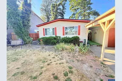 1729 12th Av SE, Albany, OR 97322 - Photo 1