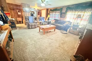 1729 12th Ave SE, Albany, OR 97322 - Photo 3