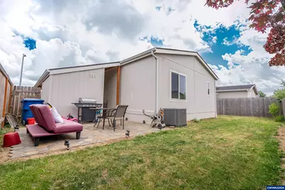5270 NE Crystal St, Salem, OR 97305 - Photo 27