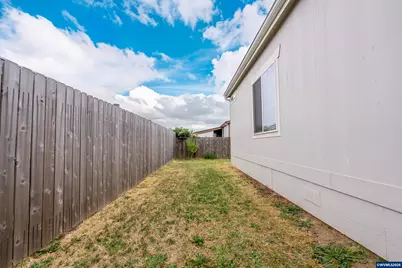5270 NE Crystal St, Salem, OR 97305 - Photo 23