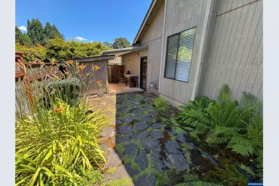 1750 Cinnamon Hill Dr SE, Salem, OR 97306 - Photo 43