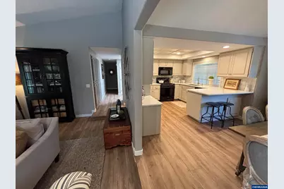 1750 Cinnamon Hill Dr SE, Salem, OR 97306 - Photo 15