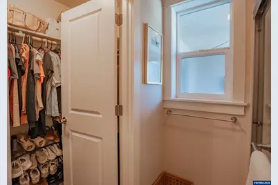 323 Shannon Pl, Lebanon, OR 97355 - Photo 17