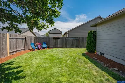 323 Shannon Pl, Lebanon, OR 97355 - Photo 29