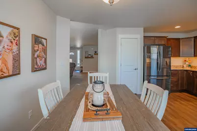 323 Shannon Pl, Lebanon, OR 97355 - Photo 11