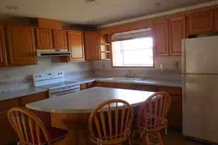 542 Clarmar Dr NE, Salem, OR 97301 - Photo 9