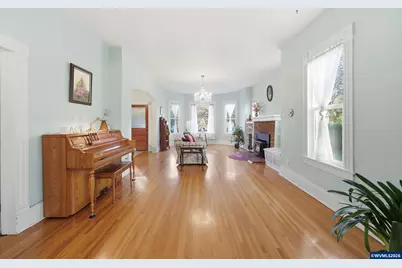 38808 N Main St, Scio, OR 97374 - Photo 11