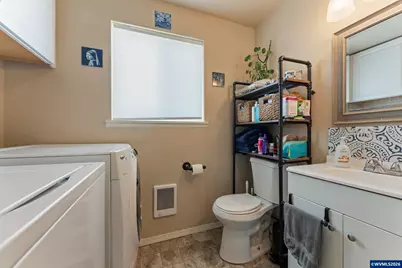 297 SW Walnut Av, Dallas, OR 97338 - Photo 11