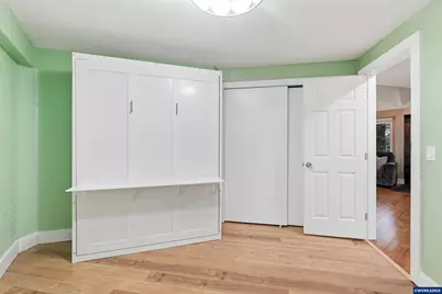 110 E Warren St, Detroit, OR 97342 - Photo 19