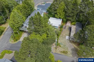220 SE Hazelton Pl, Depoe Bay, OR 97341 - Photo 27