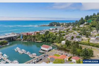 220 SE Hazelton Pl, Depoe Bay, OR 97341 - Photo 33