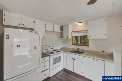220 SE Hazelton Pl, Depoe Bay, OR 97341 - Photo 9