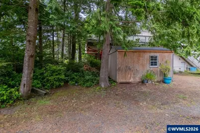 220 SE Hazelton Pl, Depoe Bay, OR 97341 - Photo 25