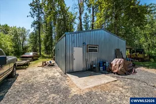 29727 Santiam Terrace Rd, Lebanon, OR 97355 - Photo 33