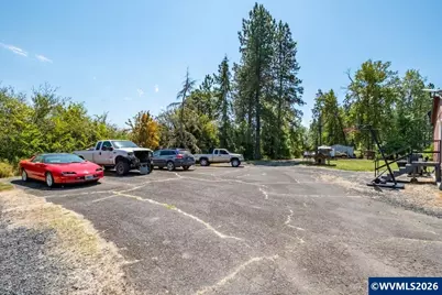 29727 Santiam Terrace Rd, Lebanon, OR 97355 - Photo 5