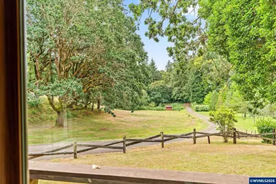 1381 NW Highland Dell Dr, Corvallis, OR 97330 - Photo 13