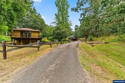 1381 NW Highland Dell Dr, Corvallis, OR 97330 - Photo 7