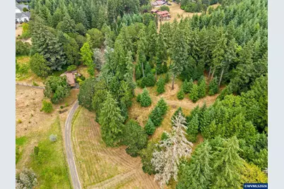 1381 NW Highland Dell Dr, Corvallis, OR 97330 - Photo 3