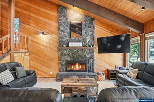 57688 Towhee Ln, Sunriver, OR 97707 - Photo 5