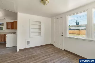858 Plymouth Dr NE, Keizer, OR 97303 - Photo 5