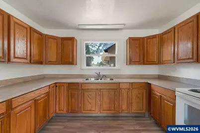 858 Plymouth Dr NE, Keizer, OR 97303 - Photo 11