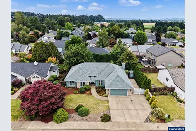 1207 20th Av NW, Albany, OR 97321 - Photo 1
