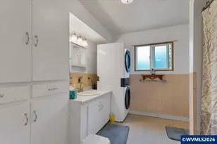 607 E Ellendale Ave, Dallas, OR 97338 - Photo 29