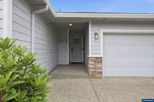 6469 Robin Hood St SE, Salem, OR 97306 - Photo 3