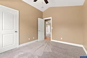 6469 Robin Hood St SE, Salem, OR 97306 - Photo 23