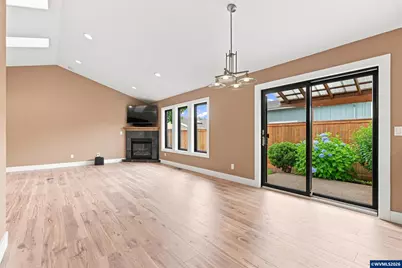 6469 Robin Hood St SE, Salem, OR 97306 - Photo 11