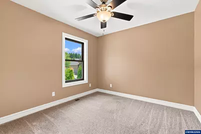 6469 Robin Hood St SE, Salem, OR 97306 - Photo 25