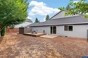 209 Pioneer Dr, Silverton, OR 97381 - Photo 21