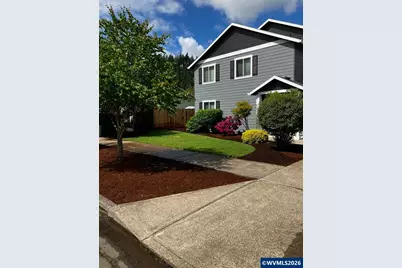 209 Pioneer Dr, Silverton, OR 97381 - Photo 3