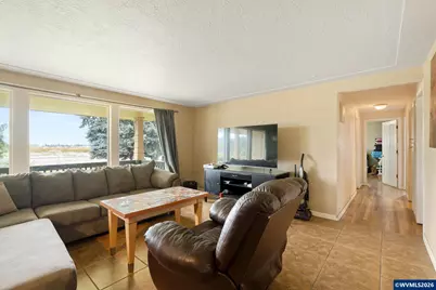 4952 Sunnyview Rd NE, Salem, OR 97305 - Photo 11