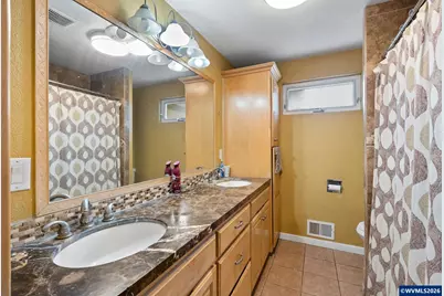 4952 Sunnyview Rd NE, Salem, OR 97305 - Photo 19