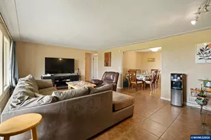 4952 Sunnyview Rd NE, Salem, OR 97305 - Photo 7