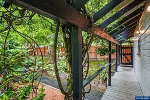185 19th St SE, Salem, OR 97301 - Photo 39