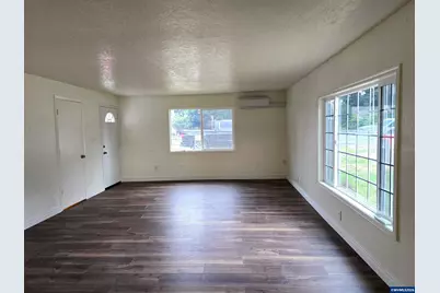 4490 Center St NE, Salem, OR 97301 - Photo 5