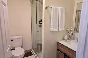 4490 Center St NE, Salem, OR 97301 - Photo 17